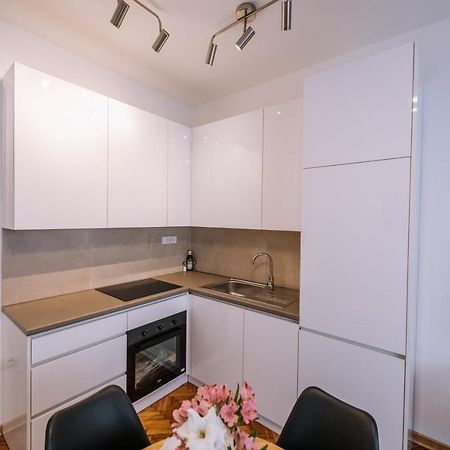 Marshal Doctor Apartment Beograd Ngoại thất bức ảnh