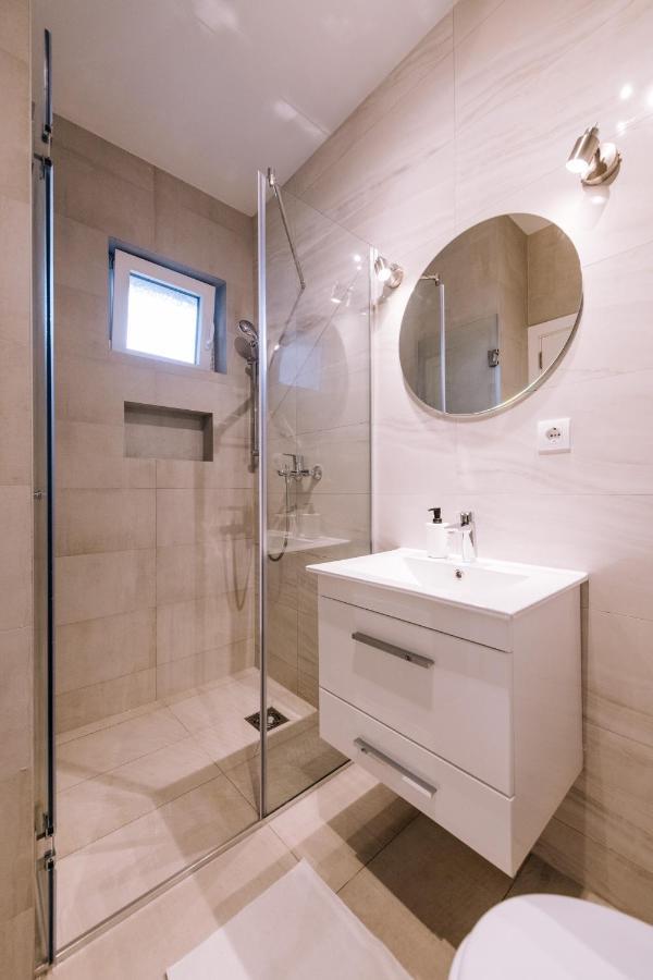 Marshal Doctor Apartment Beograd Ngoại thất bức ảnh